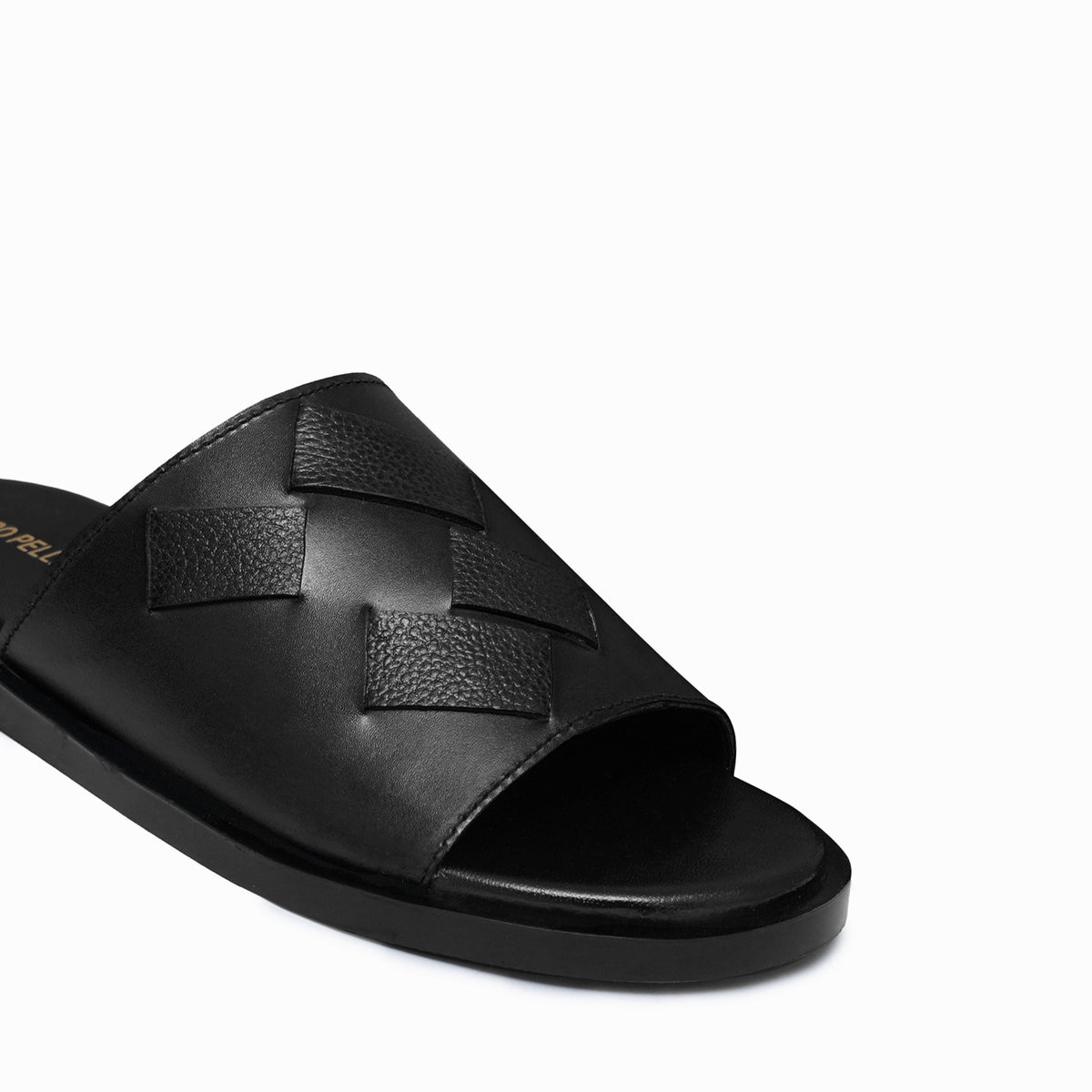 Black Woven Mild Slipper SA27