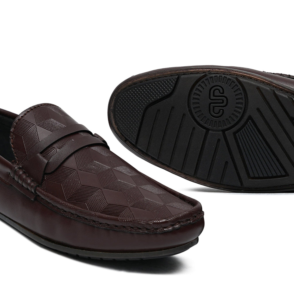 Brown Textured Loafer LS22