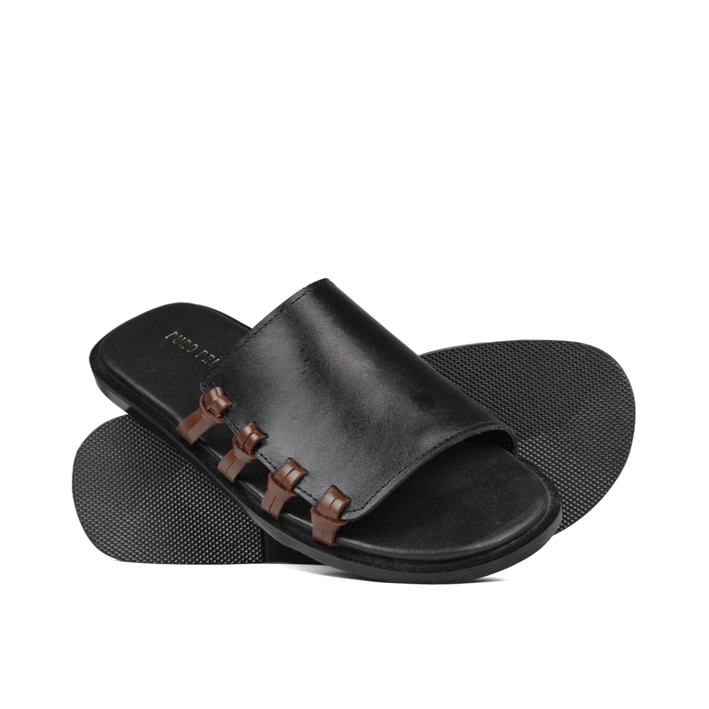 Black Stride Slipper SA19