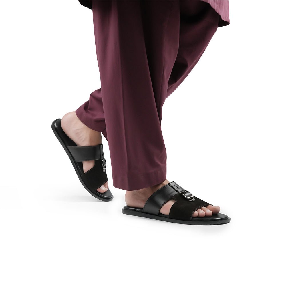 Suede Charm Buckle Slipper SA89